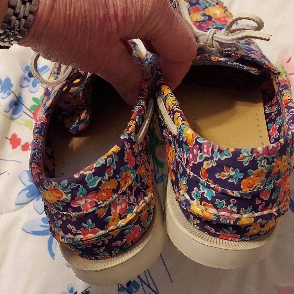 Docksides - Picture 4 of 7